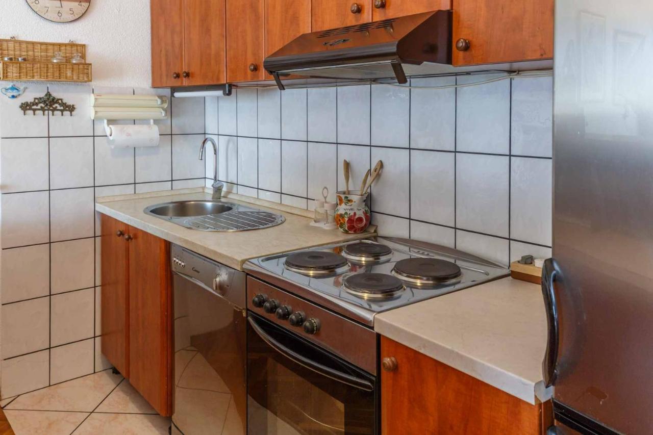 Apartman Mauro Malinska Extérieur photo