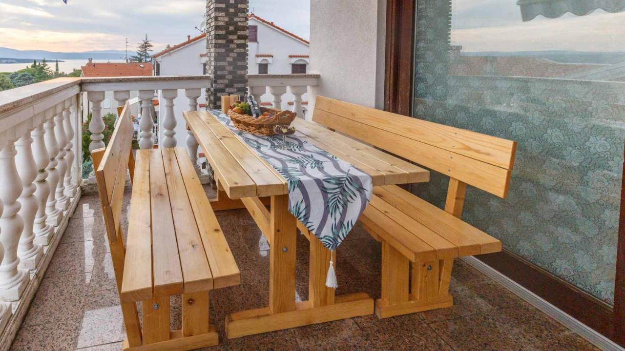 Apartman Mauro Malinska Extérieur photo