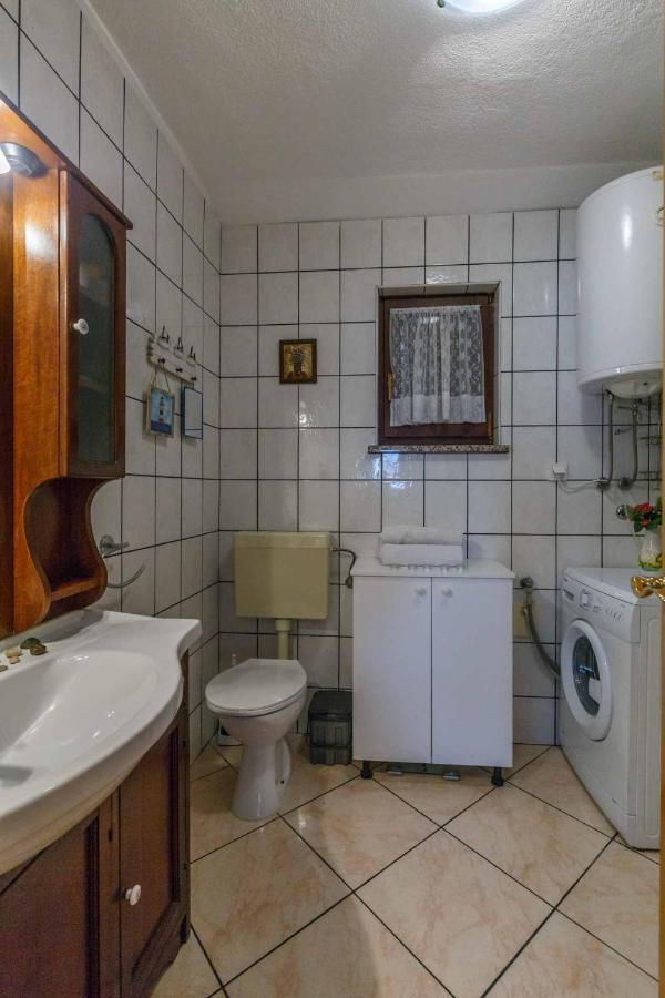 Apartman Mauro Malinska Extérieur photo